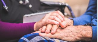 GB-Core-08_hospice-nurse-visiting-id895085358 GB-Core-08_hospice-nurse-visiting-id895085358
