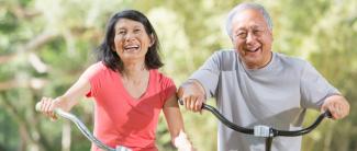 GB21_seniorCoupleRidingBikes_id509680923 GB21_seniorCoupleRidingBikes_id509680923