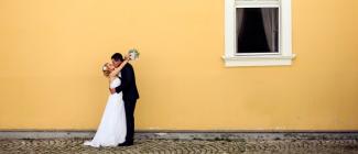 Merging_Your_Money_When_You_Marry_468207806 Merging_Your_Money_When_You_Marry_468207806