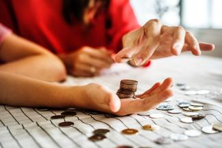 adult-banking-blur-1288483 adult-banking-blur-1288483