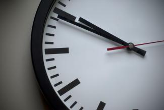 analogue-classic-clock-280264 analogue-classic-clock-280264