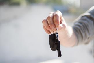 car-buying-car-key-car-purchase-97079 car-buying-car-key-car-purchase-97079