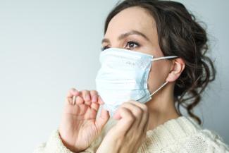 woman-in-white-face-mask-3873193 woman-in-white-face-mask-3873193